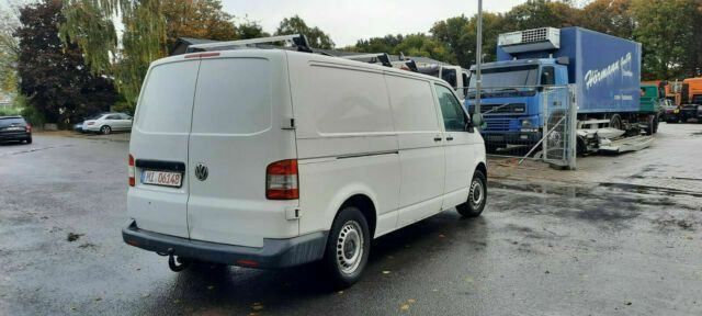 Volkswagen Transporter TDI Kastenwagen Lang - Kleine bestelwagen: afbeelding 4 Volkswagen Transporter TDI Kastenwagen Lang - Kleine bestelwagen: afbeelding 4