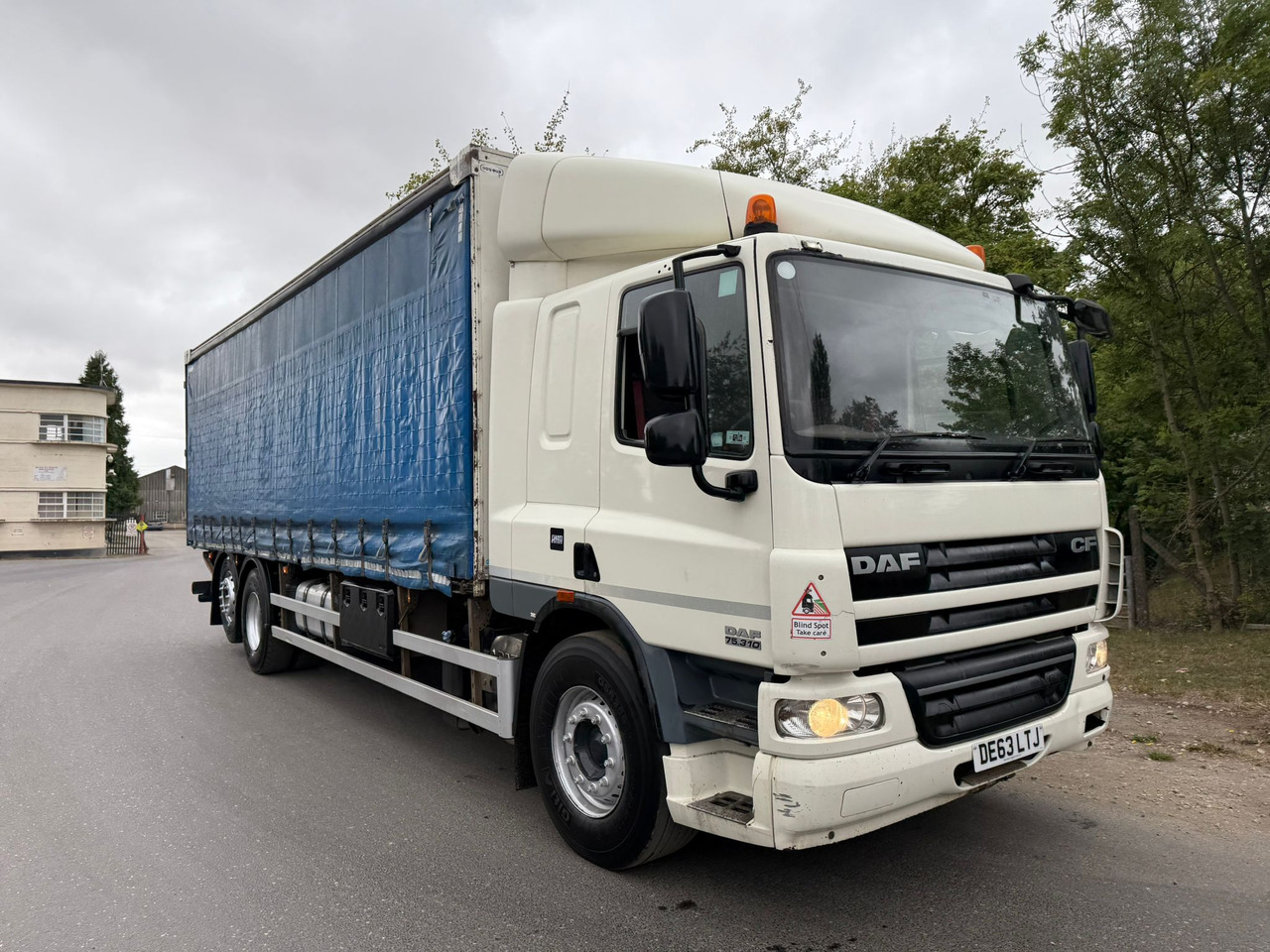 2013 DAF CF 75.310 Curtainside Truck - Schuifzeilen vrachtwagen: afbeelding 5 2013 DAF CF 75.310 Curtainside Truck - Schuifzeilen vrachtwagen: afbeelding 5