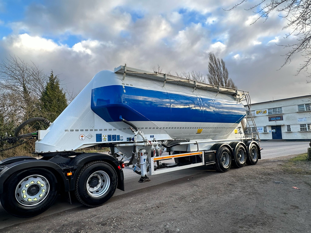 2013 Feldbinder Powder Tanker - Bulkoplegger: afbeelding 1 2013 Feldbinder Powder Tanker - Bulkoplegger: afbeelding 1