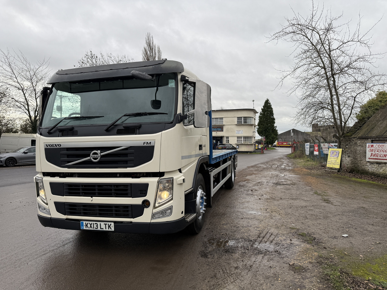 2013 Volvo FM 330 Flatbed - Vrachtwagen met open laadbak: afbeelding 5 2013 Volvo FM 330 Flatbed - Vrachtwagen met open laadbak: afbeelding 5