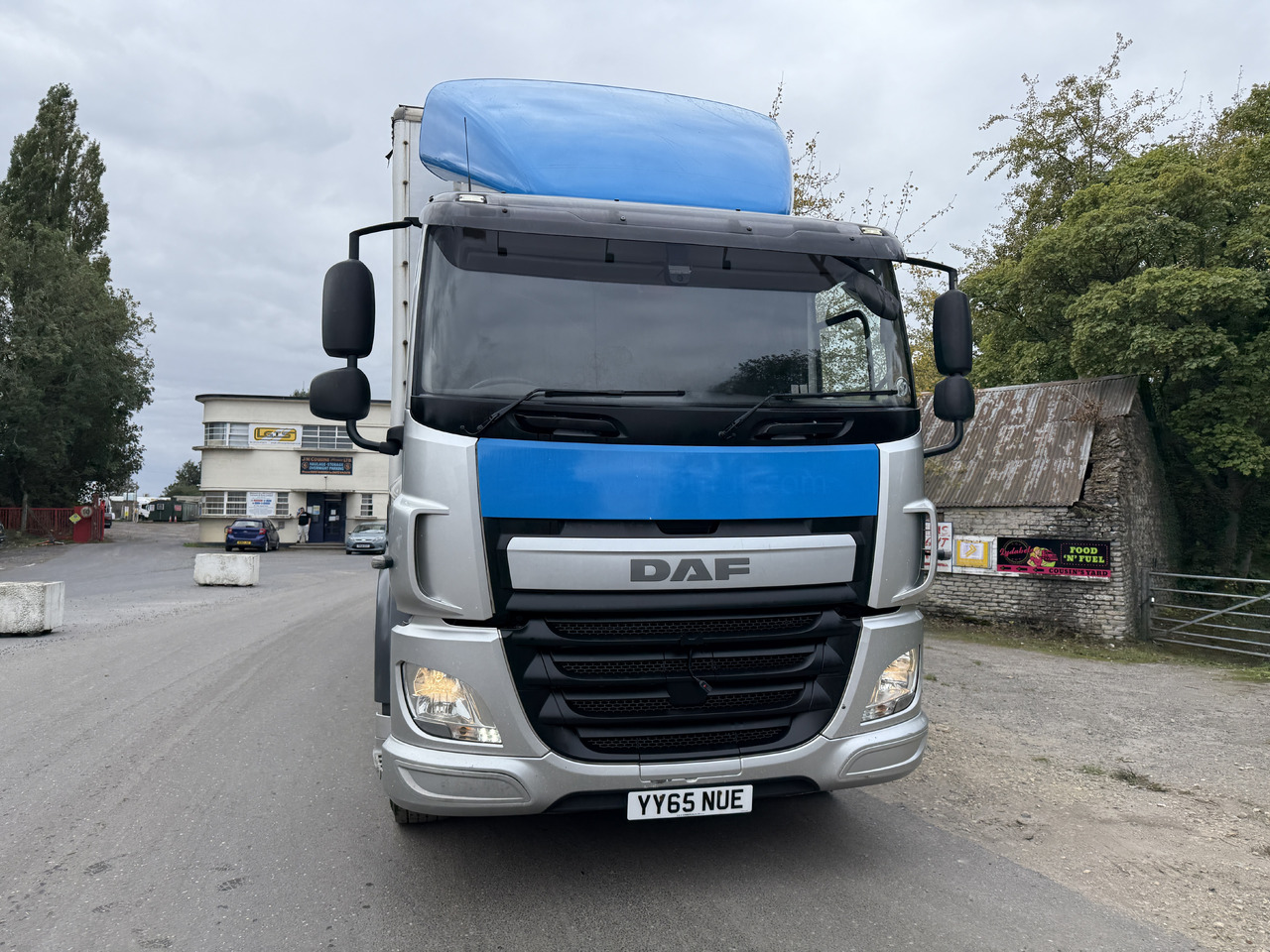 2015 DAF CF 330 Curtainside Truck - Schuifzeilen vrachtwagen: afbeelding 3 2015 DAF CF 330 Curtainside Truck - Schuifzeilen vrachtwagen: afbeelding 3