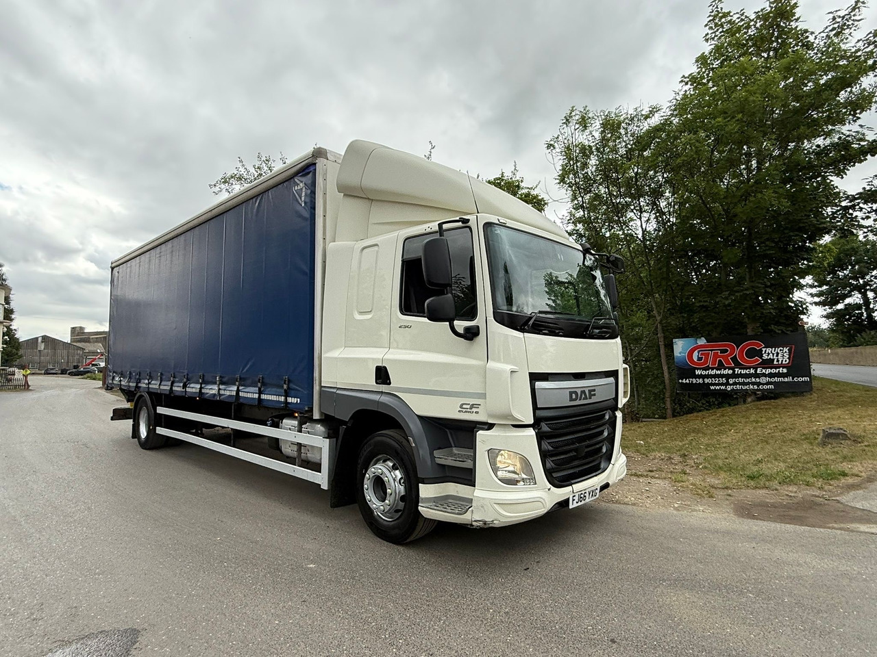 2016 DAF CF 250 Curtainside Truck - Schuifzeilen vrachtwagen: afbeelding 1 2016 DAF CF 250 Curtainside Truck - Schuifzeilen vrachtwagen: afbeelding 1
