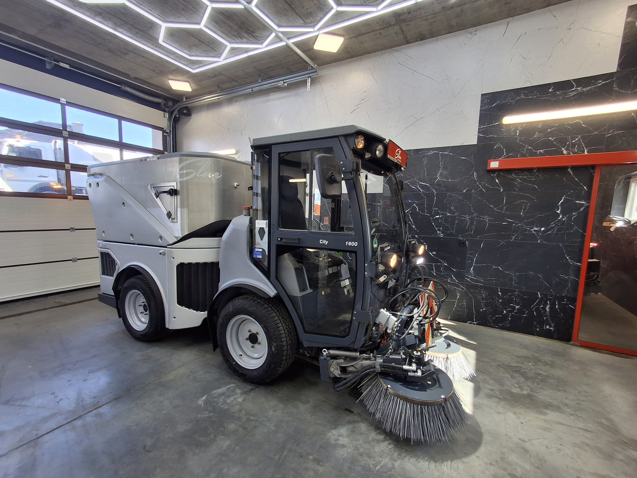 HAKO Citymaster 1600 Kehrmaschine Zamiatarka PM2.5 Euro 6 2019r - Veegwagen: afbeelding 4 HAKO Citymaster 1600 Kehrmaschine Zamiatarka PM2.5 Euro 6 2019r - Veegwagen: afbeelding 4