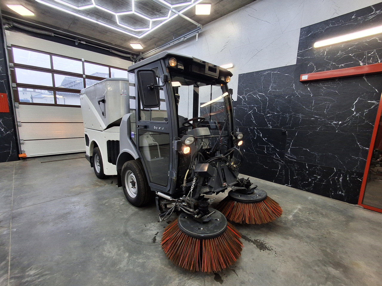 Hako Citymaster 1600 Zamiatarka Kehrmaschine Euro 6 PM2.5 - Veegwagen: afbeelding 1 Hako Citymaster 1600 Zamiatarka Kehrmaschine Euro 6 PM2.5 - Veegwagen: afbeelding 1