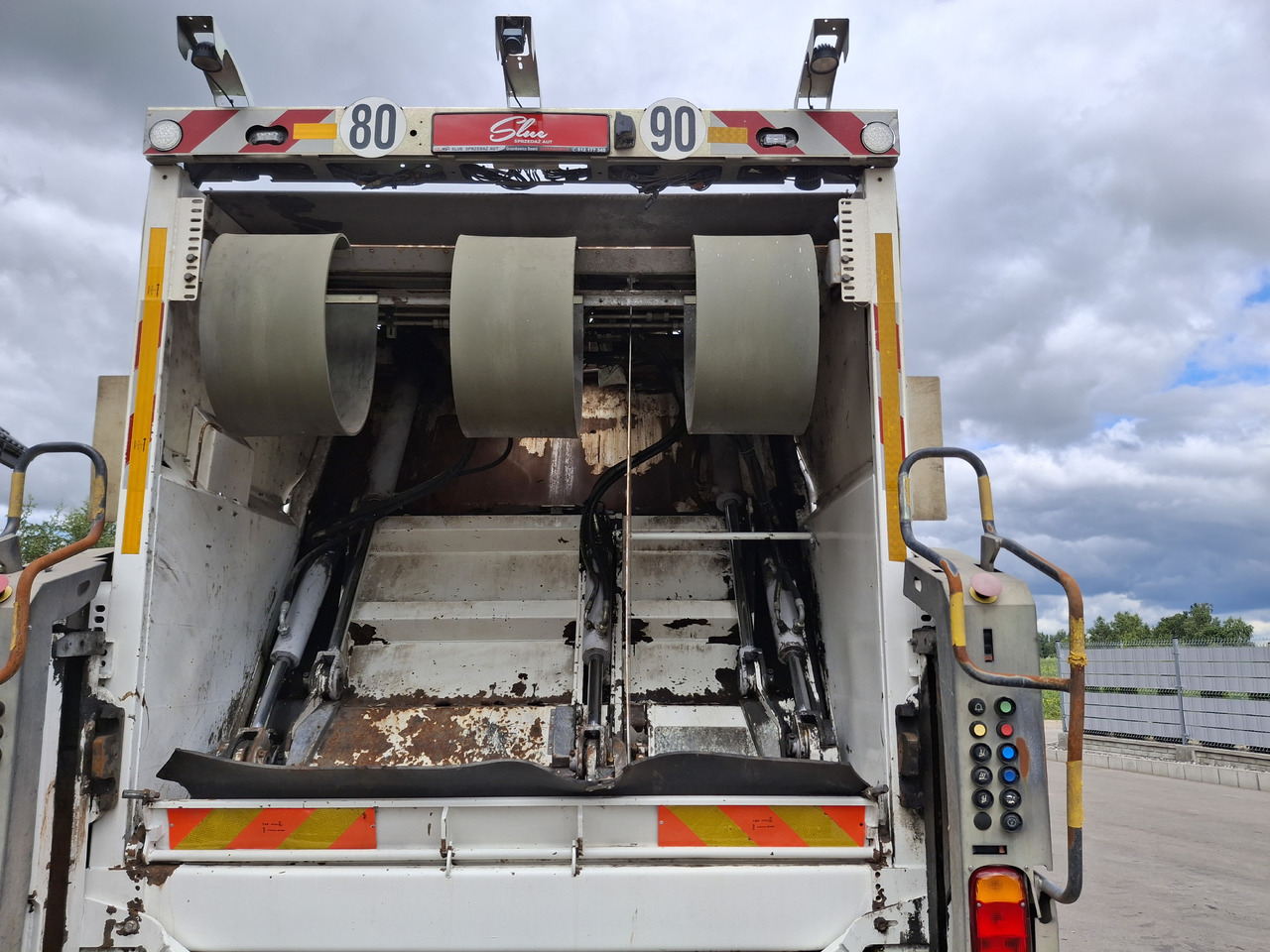 Leasing IVECO Euro 6 Śmieciarka Zweikammer-Müllwagen FAUN SL5 TR2L IVECO Euro 6 Śmieciarka Zweikammer-Müllwagen FAUN SL5 TR2L: afbeelding 6