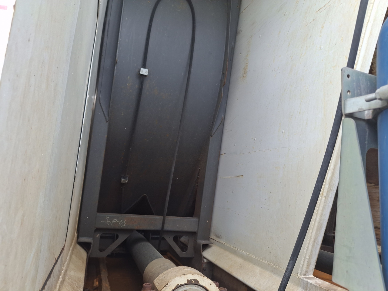 Leasing IVECO Euro 6 Śmieciarka Zweikammer-Müllwagen FAUN SL5 TR2L IVECO Euro 6 Śmieciarka Zweikammer-Müllwagen FAUN SL5 TR2L: afbeelding 25