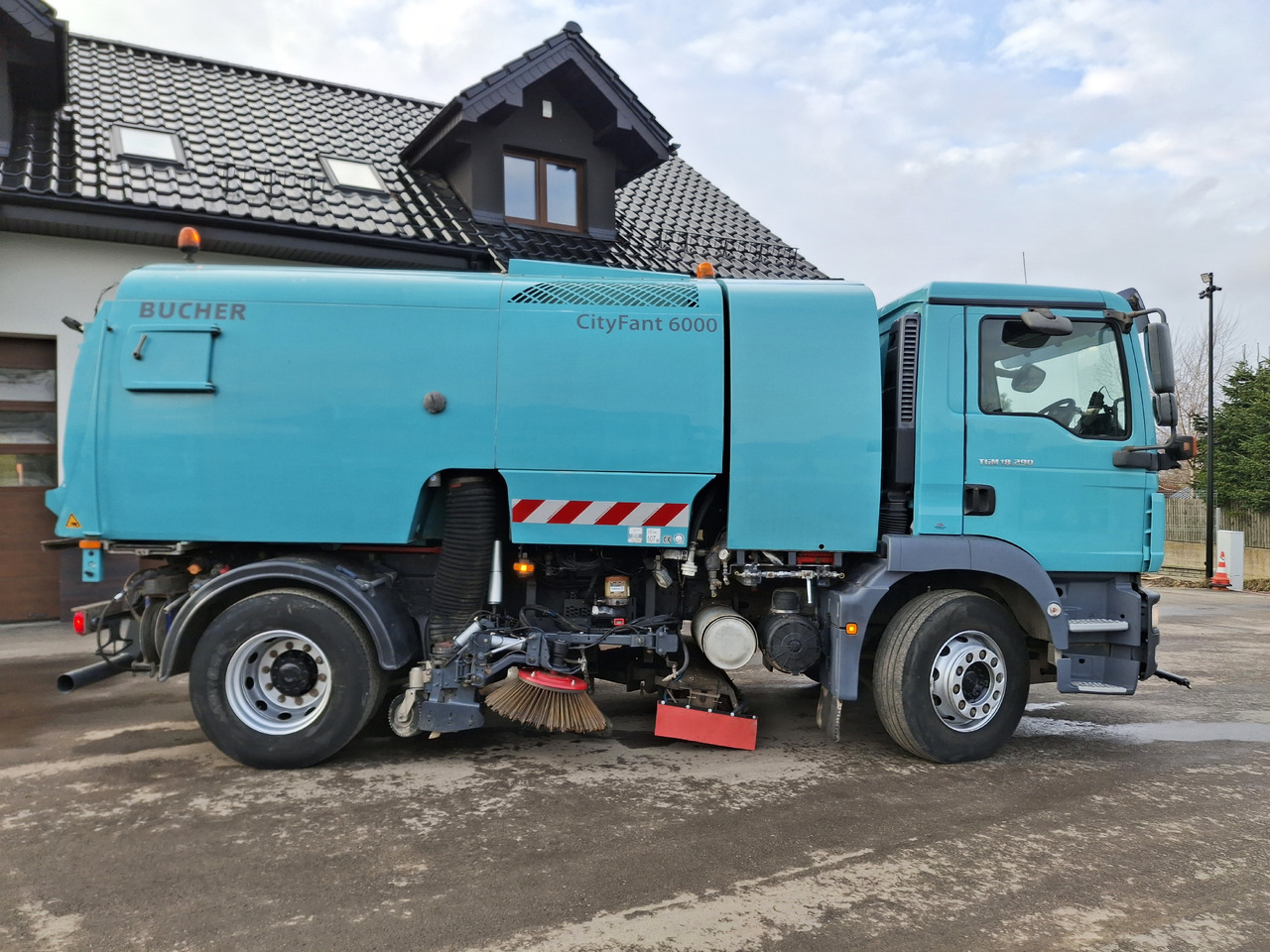 Leasing MAN 18.290 Zamiatarka Kehrmaschine BUCHER PM10 L/R Karcher MAN 18.290 Zamiatarka Kehrmaschine BUCHER PM10 L/R Karcher: afbeelding 14