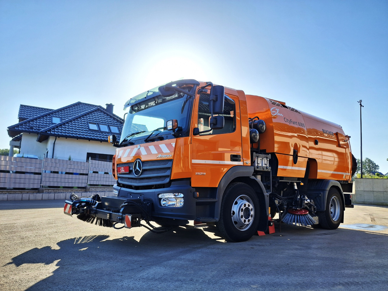 MERCEDES-BENZ Atego 1523 Zamiatarka Kehrmaschine BUCHER CityFant 6000 Euro 6 PM10 L/R Rura Do Liści - Veegwagen: afbeelding 2 MERCEDES-BENZ Atego 1523 Zamiatarka Kehrmaschine BUCHER CityFant 6000 Euro 6 PM10 L/R Rura Do Liści - Veegwagen: afbeelding 2