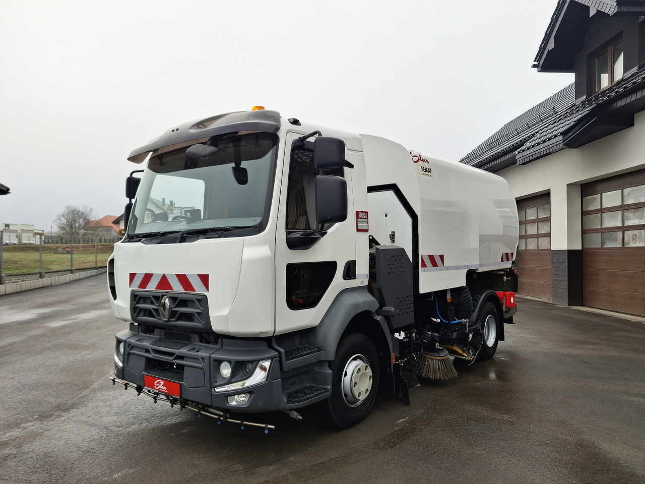 RENAULT D12 Zamiatarka Kehrmaschine SEMAT Zoeller Faun Karcher Euro 6 PM10 L/R 2017r - Veegwagen: afbeelding 2 RENAULT D12 Zamiatarka Kehrmaschine SEMAT Zoeller Faun Karcher Euro 6 PM10 L/R 2017r - Veegwagen: afbeelding 2