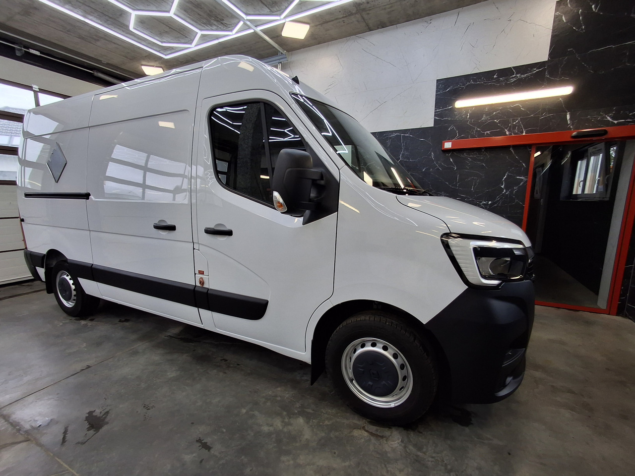 Leasing Renault Master ADR 9.1.1.2 EX/II Renault Master ADR 9.1.1.2 EX/II: afbeelding 34