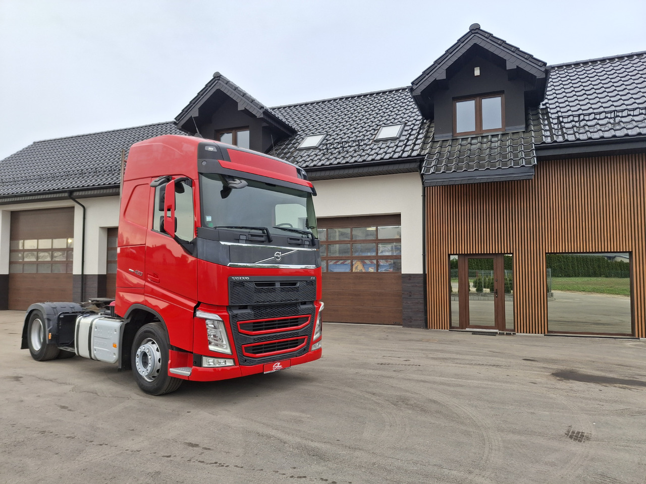VOLVO FH 420 ADR Sattelzugmaschine Euro 6 Ciągnik Siodłowy Automat Światła LED - Trekker: afbeelding 1 VOLVO FH 420 ADR Sattelzugmaschine Euro 6 Ciągnik Siodłowy Automat Światła LED - Trekker: afbeelding 1
