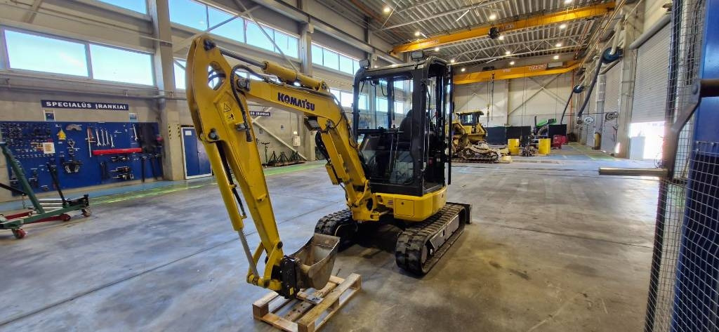 Komatsu PC 26 MR - Minigraafmachine: afbeelding 2 Komatsu PC 26 MR - Minigraafmachine: afbeelding 2