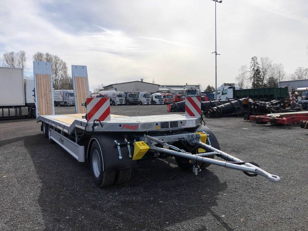 Fliegl DTS-S 300  - Dieplader aanhangwagen: afbeelding 4 Fliegl DTS-S 300  - Dieplader aanhangwagen: afbeelding 4