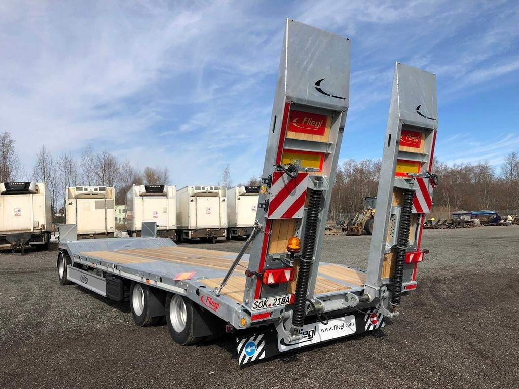 Fliegl DTS-S 300  - Dieplader aanhangwagen: afbeelding 2 Fliegl DTS-S 300  - Dieplader aanhangwagen: afbeelding 2