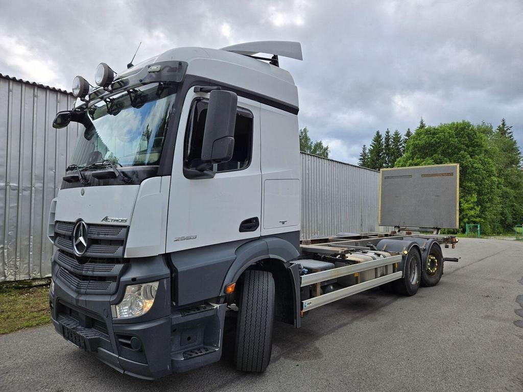 Mercedes-Benz ACTROS 2553 6X2 LAGAB - Containertransporter/ Wissellaadbak vrachtwagen: afbeelding 1 Mercedes-Benz ACTROS 2553 6X2 LAGAB - Containertransporter/ Wissellaadbak vrachtwagen: afbeelding 1