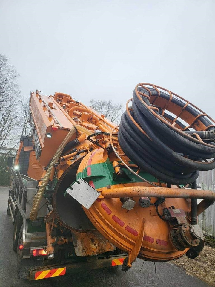 Volvo FH500 6X2 ADR KORP&SON - Vacuümwagen: afbeelding 3 Volvo FH500 6X2 ADR KORP&SON - Vacuümwagen: afbeelding 3