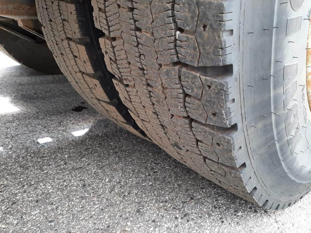 Haakarmsysteem vrachtwagen Volvo FH500 6X2 PALIFT + HMF 2120 K5: afbeelding 15