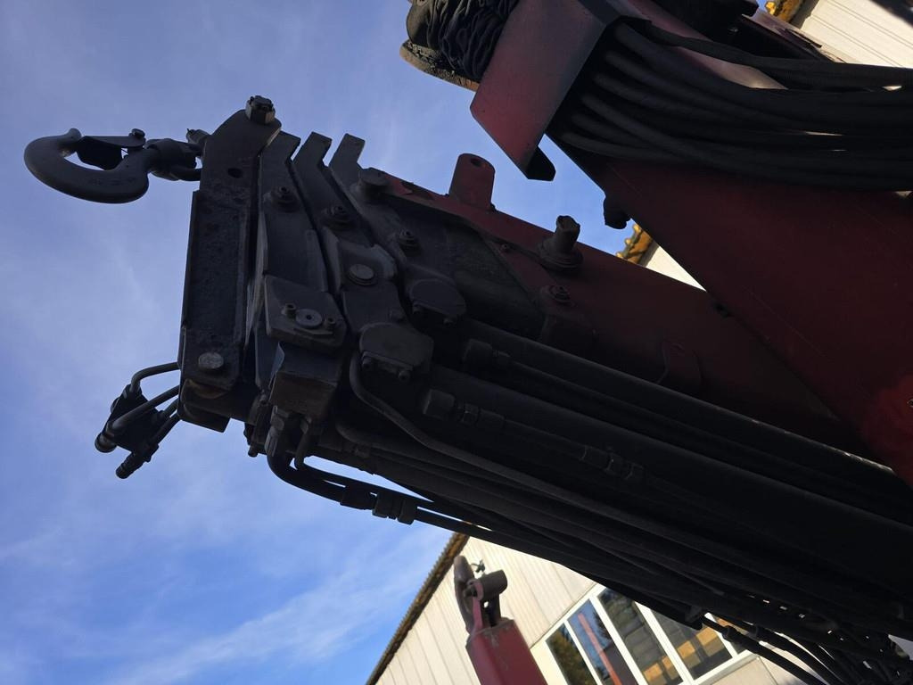 Volvo FM12 420 8X2 HMF 2220 K4 - Haakarmsysteem vrachtwagen: afbeelding 5 Volvo FM12 420 8X2 HMF 2220 K4 - Haakarmsysteem vrachtwagen: afbeelding 5