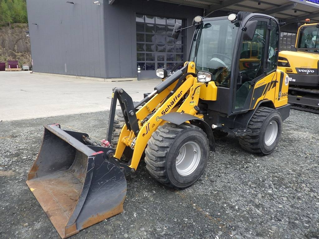 Schäffer 2445 S - Wiellader: afbeelding 1 Schäffer 2445 S - Wiellader: afbeelding 1