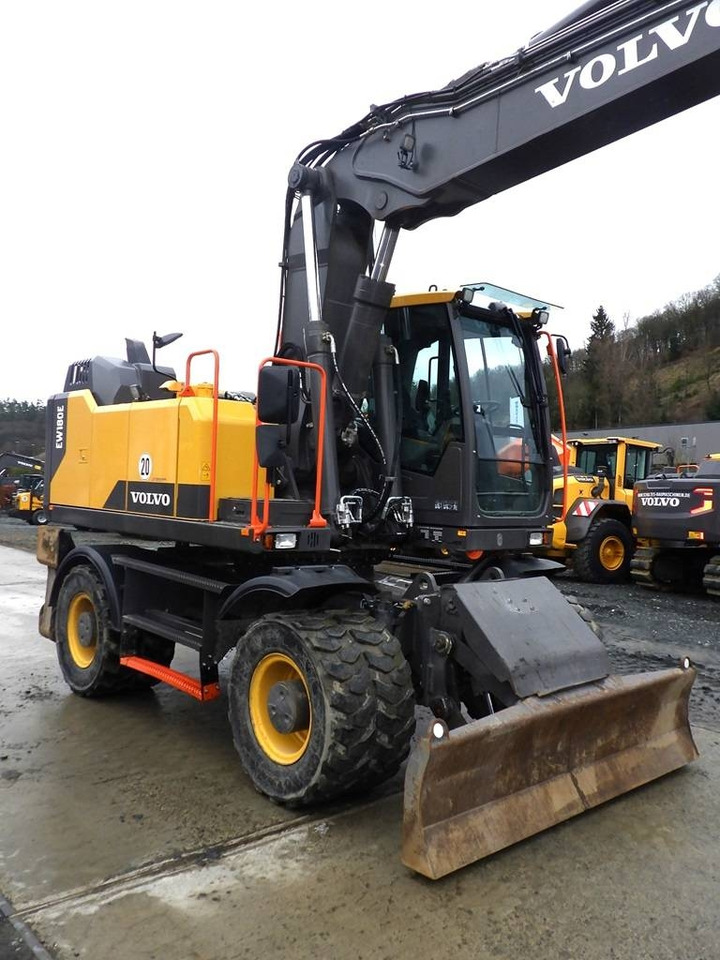 Volvo EW 180 E - Mobiele graafmachine: afbeelding 4 Volvo EW 180 E - Mobiele graafmachine: afbeelding 4