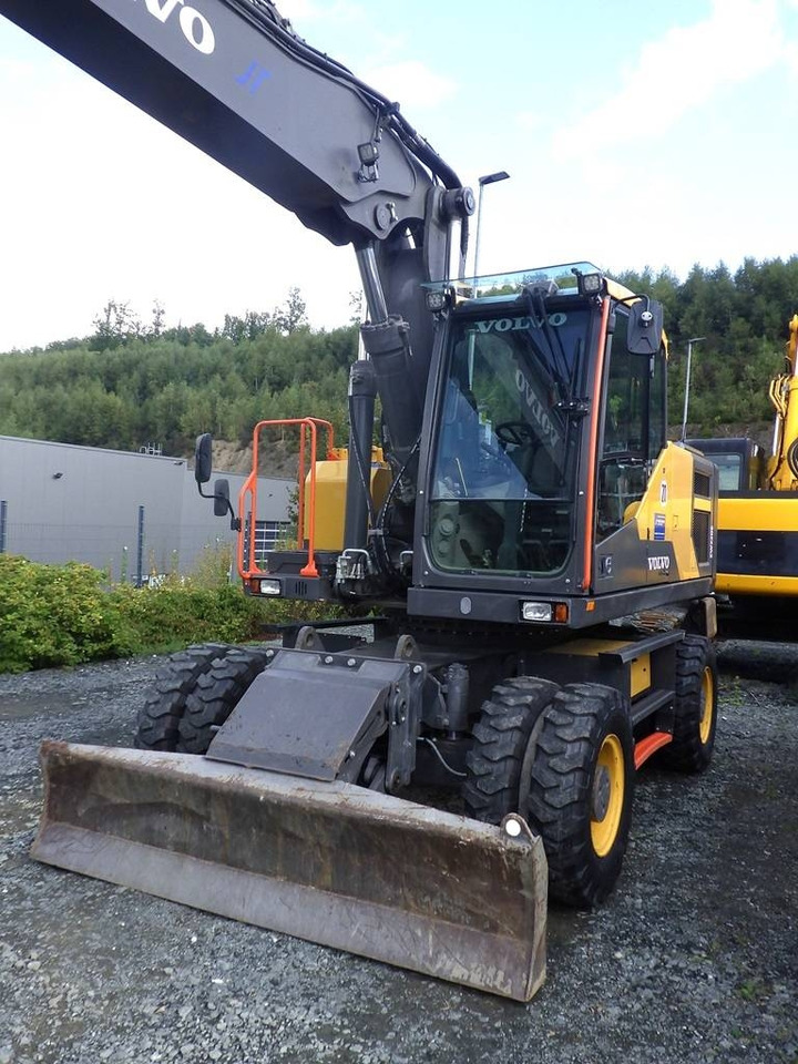 Volvo EW 220 E - Mobiele graafmachine: afbeelding 2 Volvo EW 220 E - Mobiele graafmachine: afbeelding 2