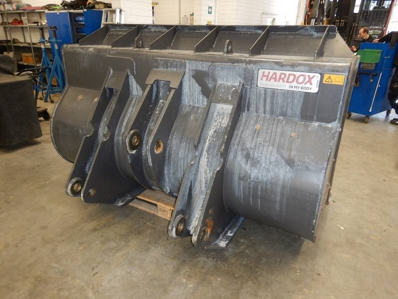 Volvo Schaufel Festanbau für L70H, L90H - Bak voor Bouwmachine: afbeelding 3 Volvo Schaufel Festanbau für L70H, L90H - Bak voor Bouwmachine: afbeelding 3