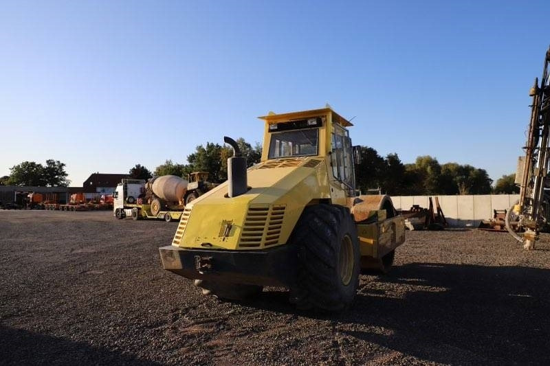 Leasing Bomag BW 225 D-3  Bomag BW 225 D-3: afbeelding 15