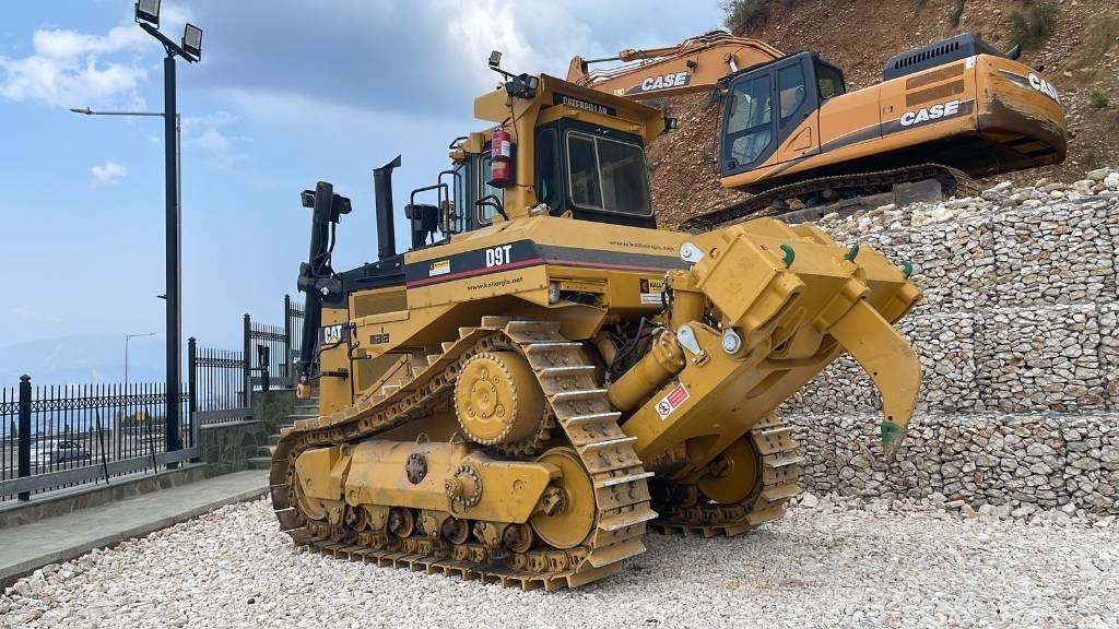 CAT D 9 N - Bulldozer: afbeelding 1 CAT D 9 N - Bulldozer: afbeelding 1