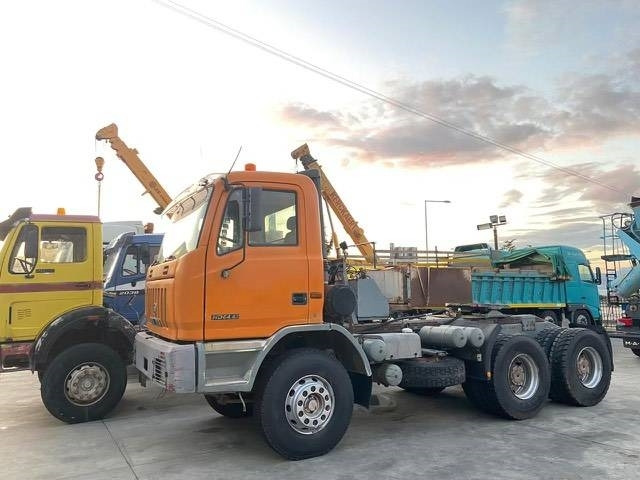 Trekker Astra HD7 64.42/7 6x4: afbeelding 11 Trekker Astra HD7 64.42/7 6x4: afbeelding 11