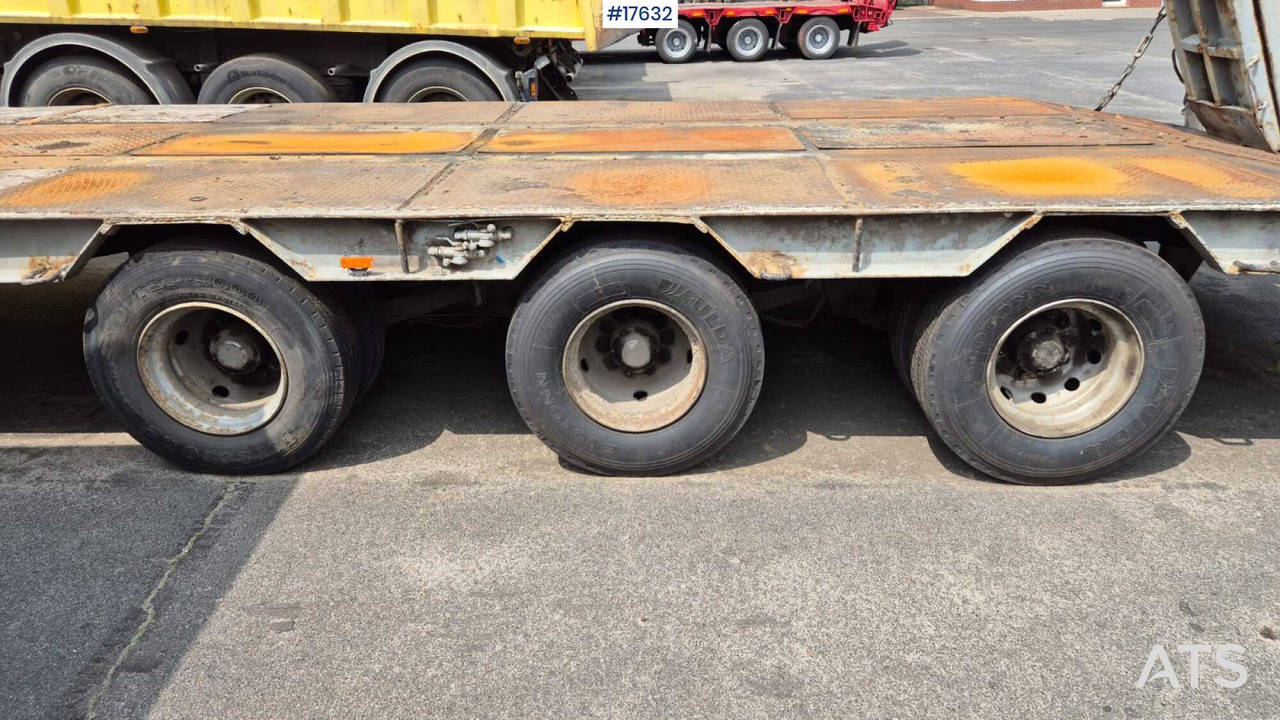 1990 ZREMB NS 300 - Dieplader oplegger: afbeelding 4 1990 ZREMB NS 300 - Dieplader oplegger: afbeelding 4