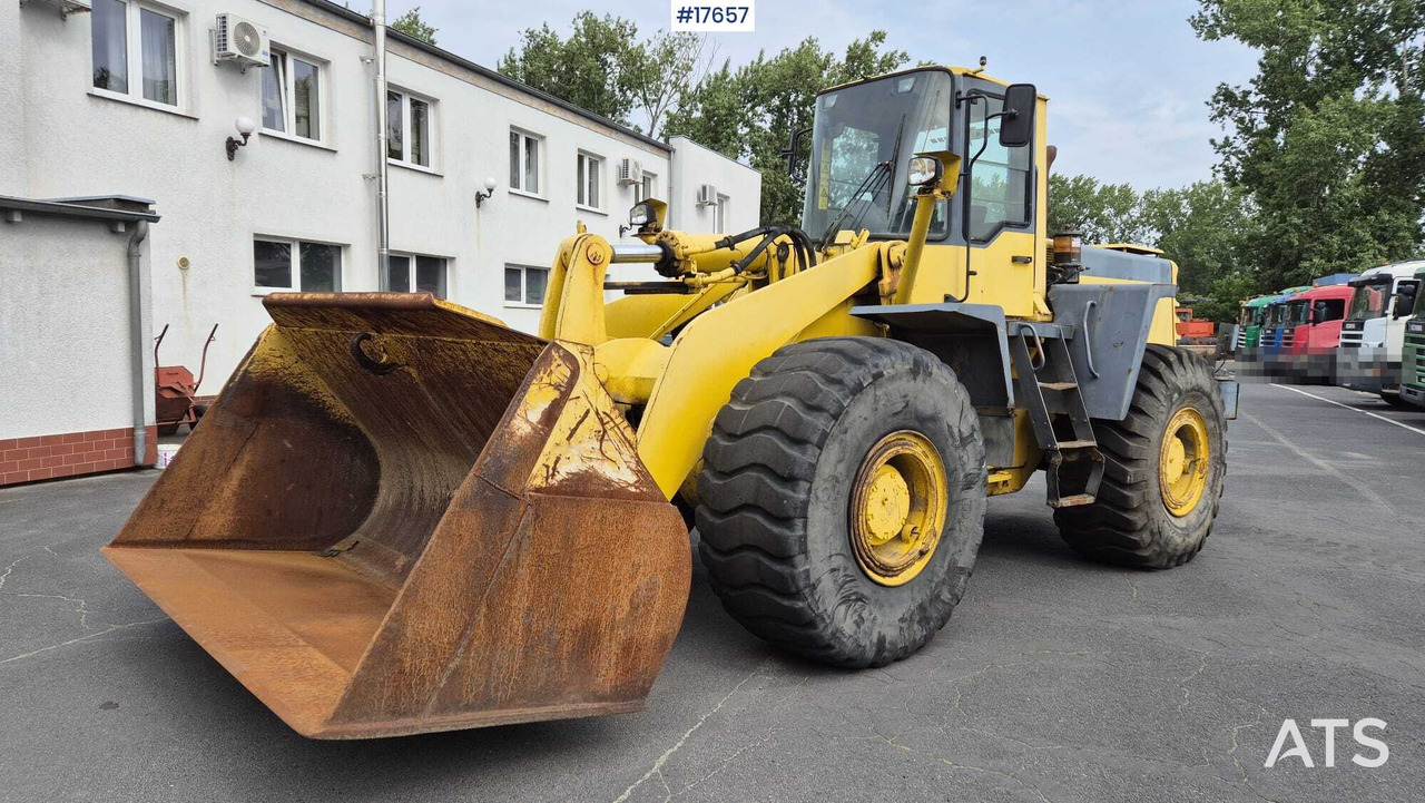 2000 Komatsu WA420-3H - Wiellader: afbeelding 1 2000 Komatsu WA420-3H - Wiellader: afbeelding 1