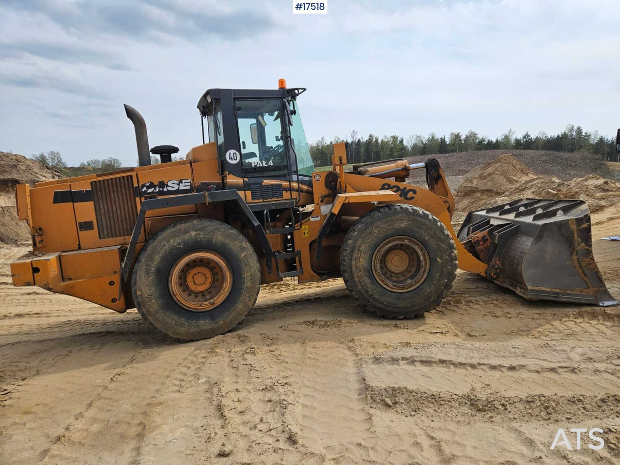 2004 Case 821C - Wiellader: afbeelding 5 2004 Case 821C - Wiellader: afbeelding 5