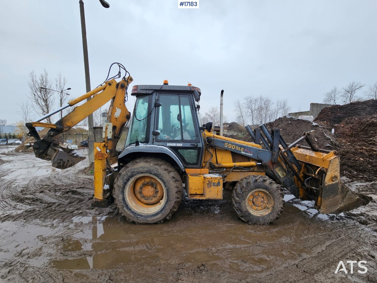 Backhoe loader CASE 590 Super LE PLUS (2000) - Graaflaadmachine: afbeelding 4 Backhoe loader CASE 590 Super LE PLUS (2000) - Graaflaadmachine: afbeelding 4