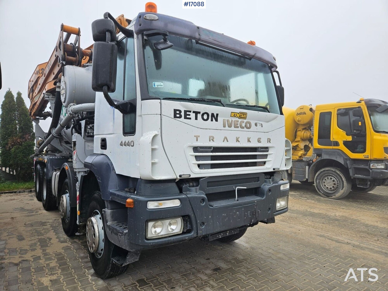 Concrete pump CIFA Magnum MK 28,4 IVECO 8x4 (2006) - Betonpomp: afbeelding 2 Concrete pump CIFA Magnum MK 28,4 IVECO 8x4 (2006) - Betonpomp: afbeelding 2