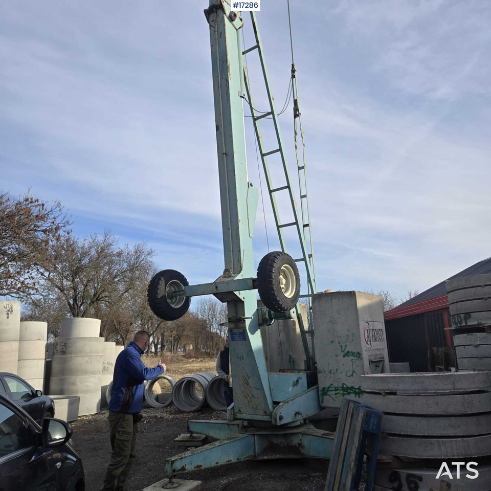 Crane CATTANEO CM61R construction crane (1992) - Kraan: afbeelding 5 Crane CATTANEO CM61R construction crane (1992) - Kraan: afbeelding 5