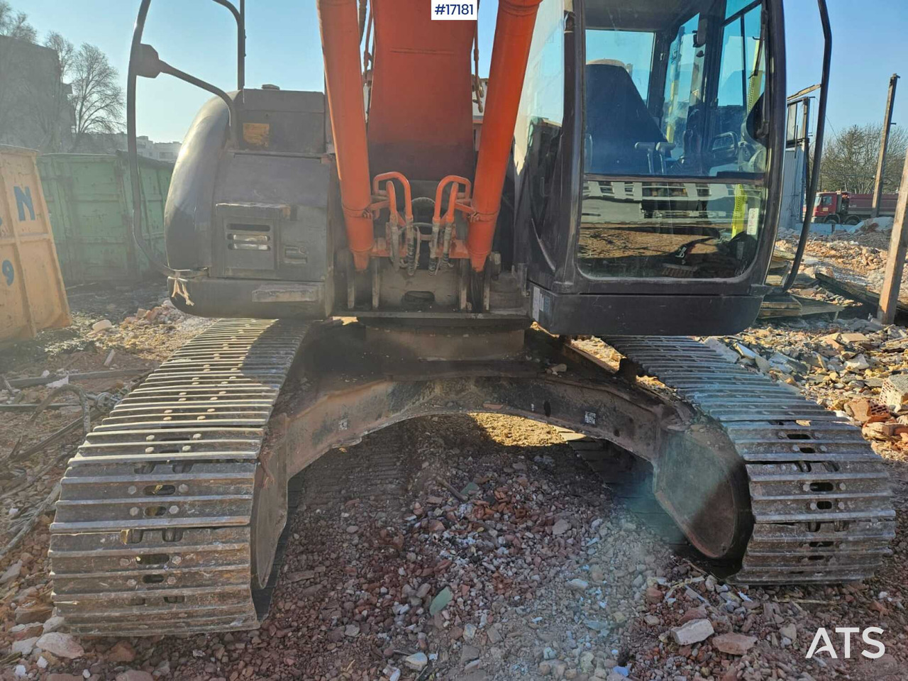 Hydraulic excavator Hitachi ZX225 LC (2013) - Rupsgraafmachine: afbeelding 5 Hydraulic excavator Hitachi ZX225 LC (2013) - Rupsgraafmachine: afbeelding 5