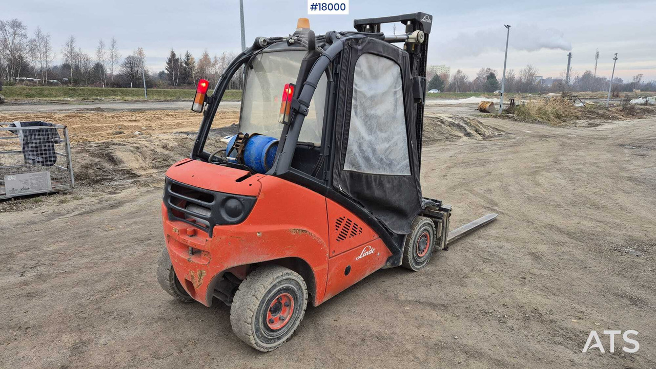 LINDE H25T forklift (2009) - Diesel heftruck: afbeelding 4 LINDE H25T forklift (2009) - Diesel heftruck: afbeelding 4