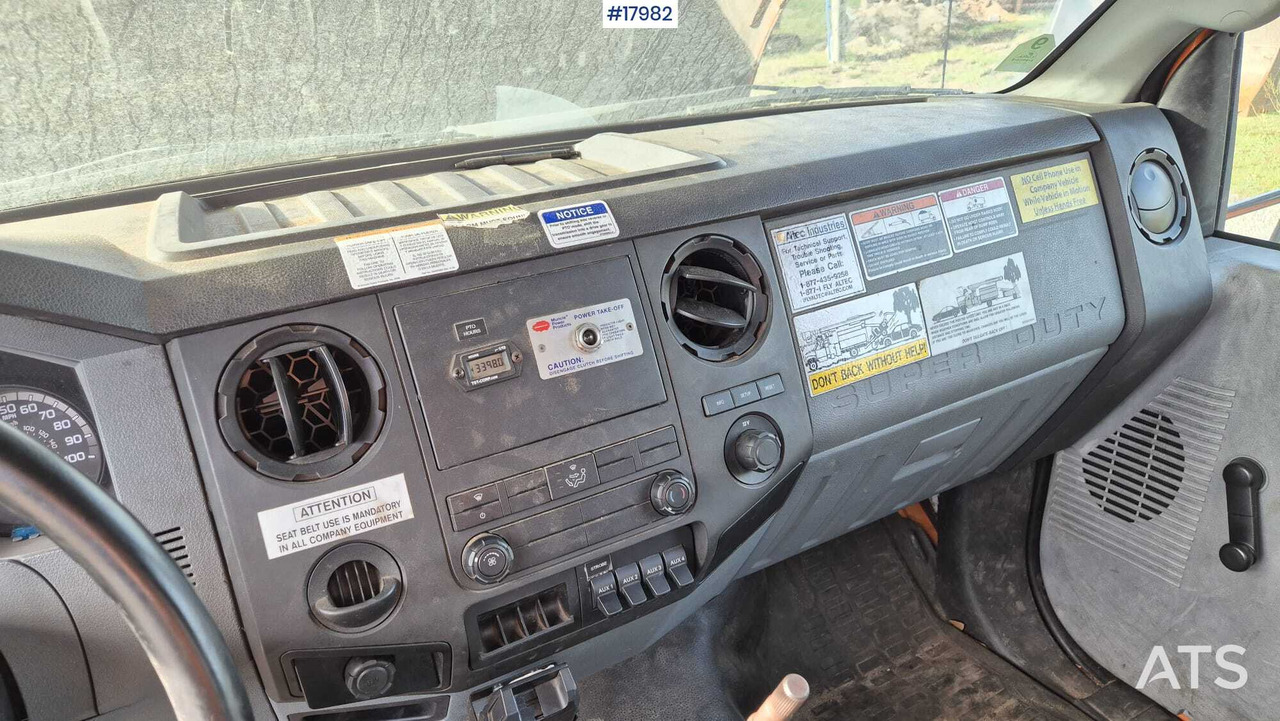 Vrachtwagen hoogwerker Lift for maintenance and assembly work FORD F750 (2013): afbeelding 20 Vrachtwagen hoogwerker Lift for maintenance and assembly work FORD F750 (2013): afbeelding 20