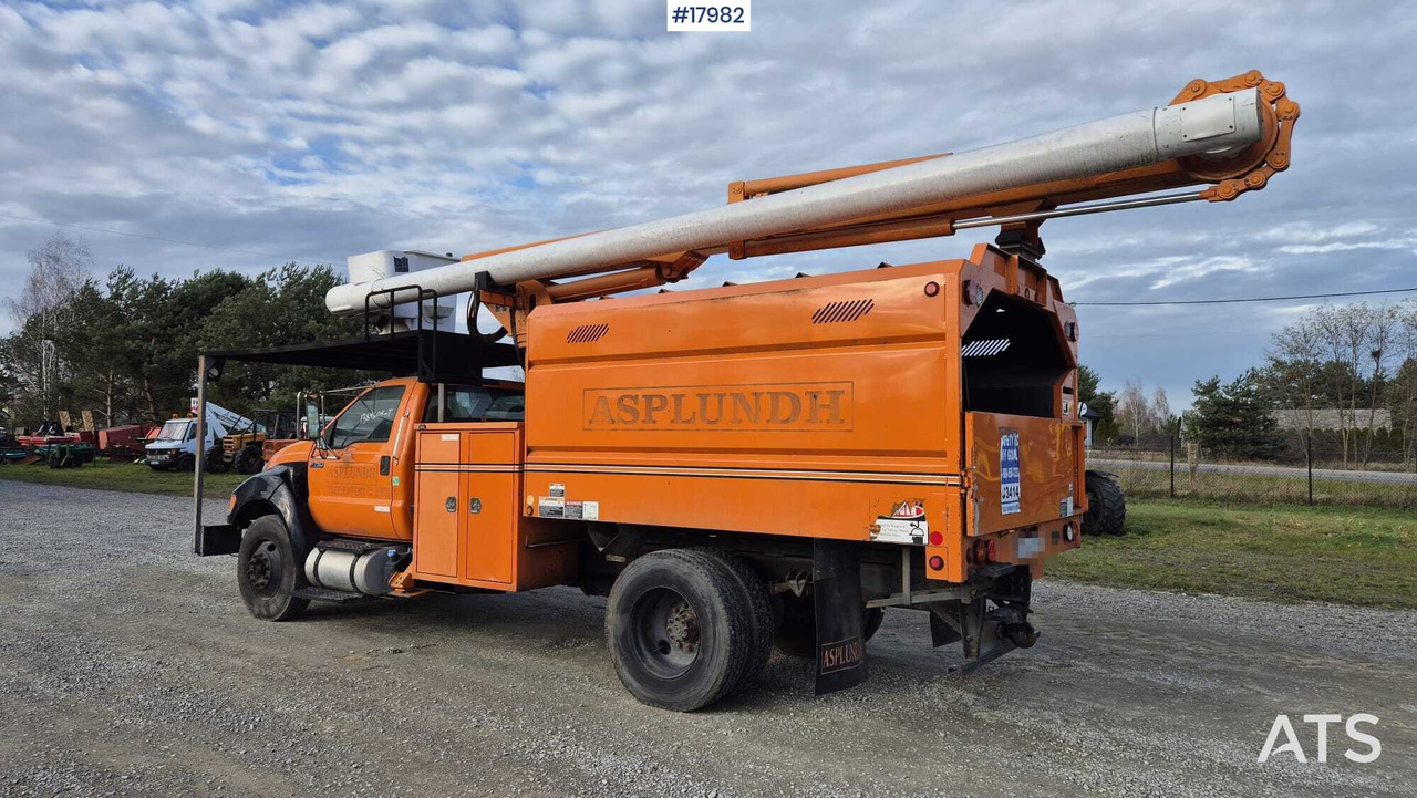 Vrachtwagen hoogwerker Lift for maintenance and assembly work FORD F750 (2013): afbeelding 7 Vrachtwagen hoogwerker Lift for maintenance and assembly work FORD F750 (2013): afbeelding 7