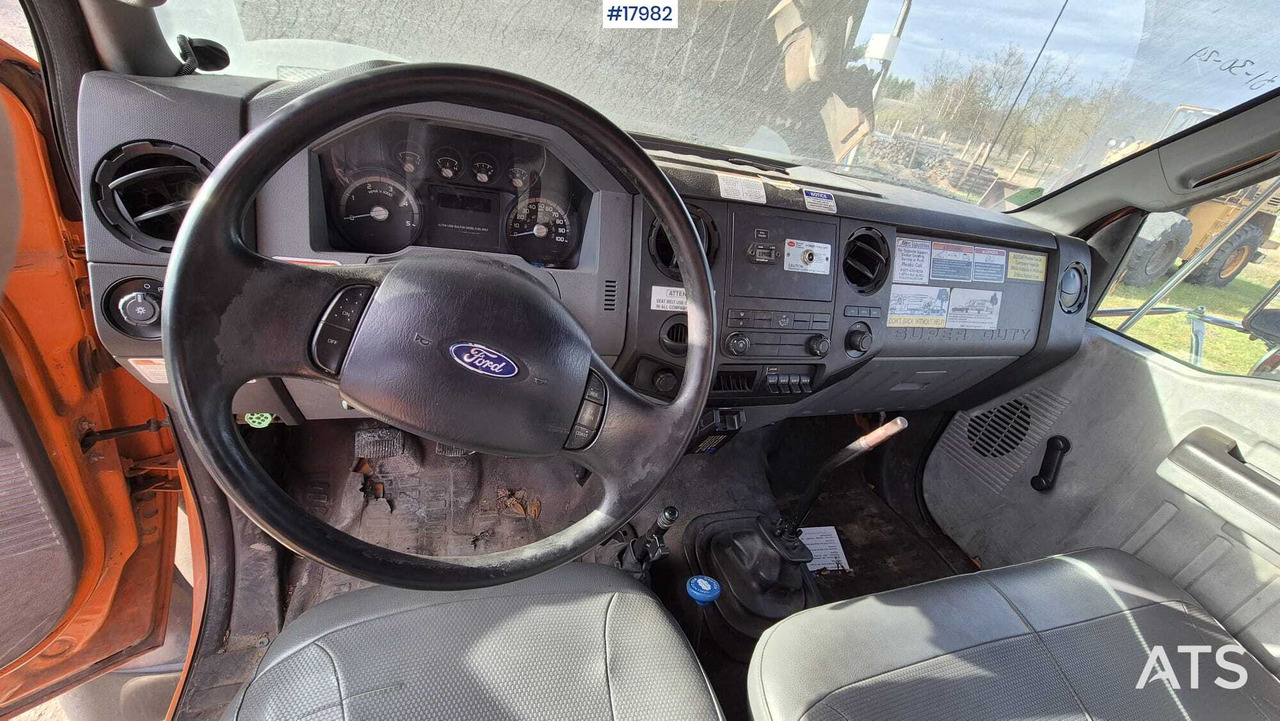 Vrachtwagen hoogwerker Lift for maintenance and assembly work FORD F750 (2013): afbeelding 19 Vrachtwagen hoogwerker Lift for maintenance and assembly work FORD F750 (2013): afbeelding 19