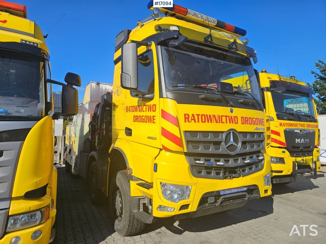 Specjalistyczny pojazd ratunkowy Mercedes Benz Arocs 4853 8x8 (2021) - Bergingsvoertuig: afbeelding 4 Specjalistyczny pojazd ratunkowy Mercedes Benz Arocs 4853 8x8 (2021) - Bergingsvoertuig: afbeelding 4