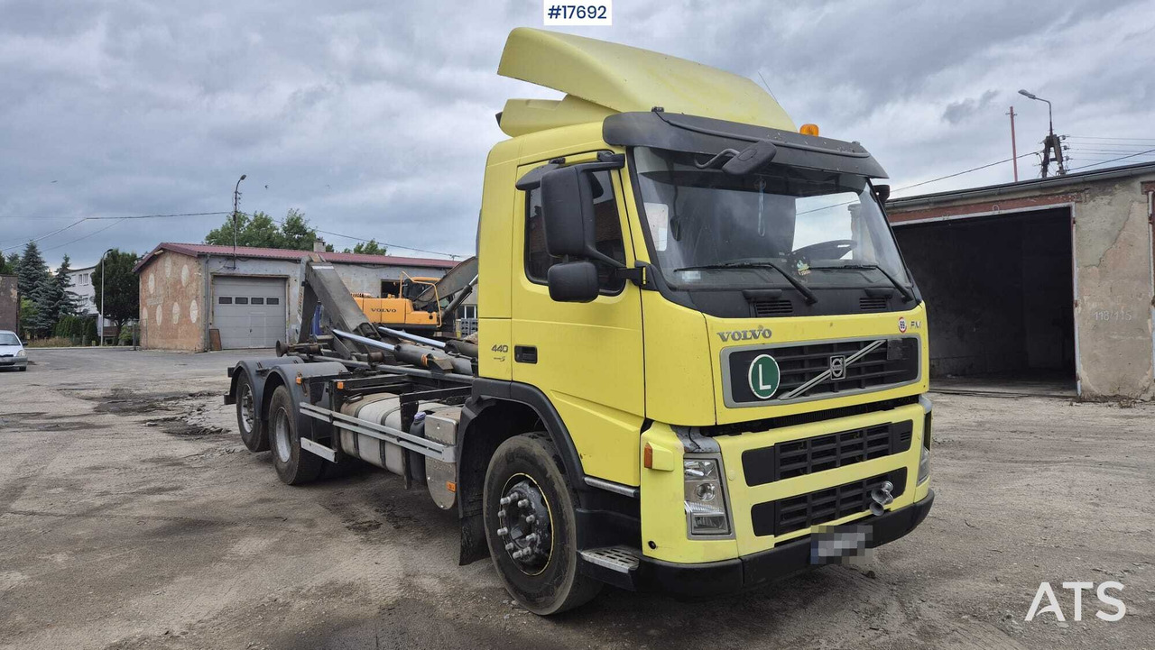 VOLVO FM 440 EURO 5 hooklift (2009) - Haakarmsysteem vrachtwagen: afbeelding 1 VOLVO FM 440 EURO 5 hooklift (2009) - Haakarmsysteem vrachtwagen: afbeelding 1