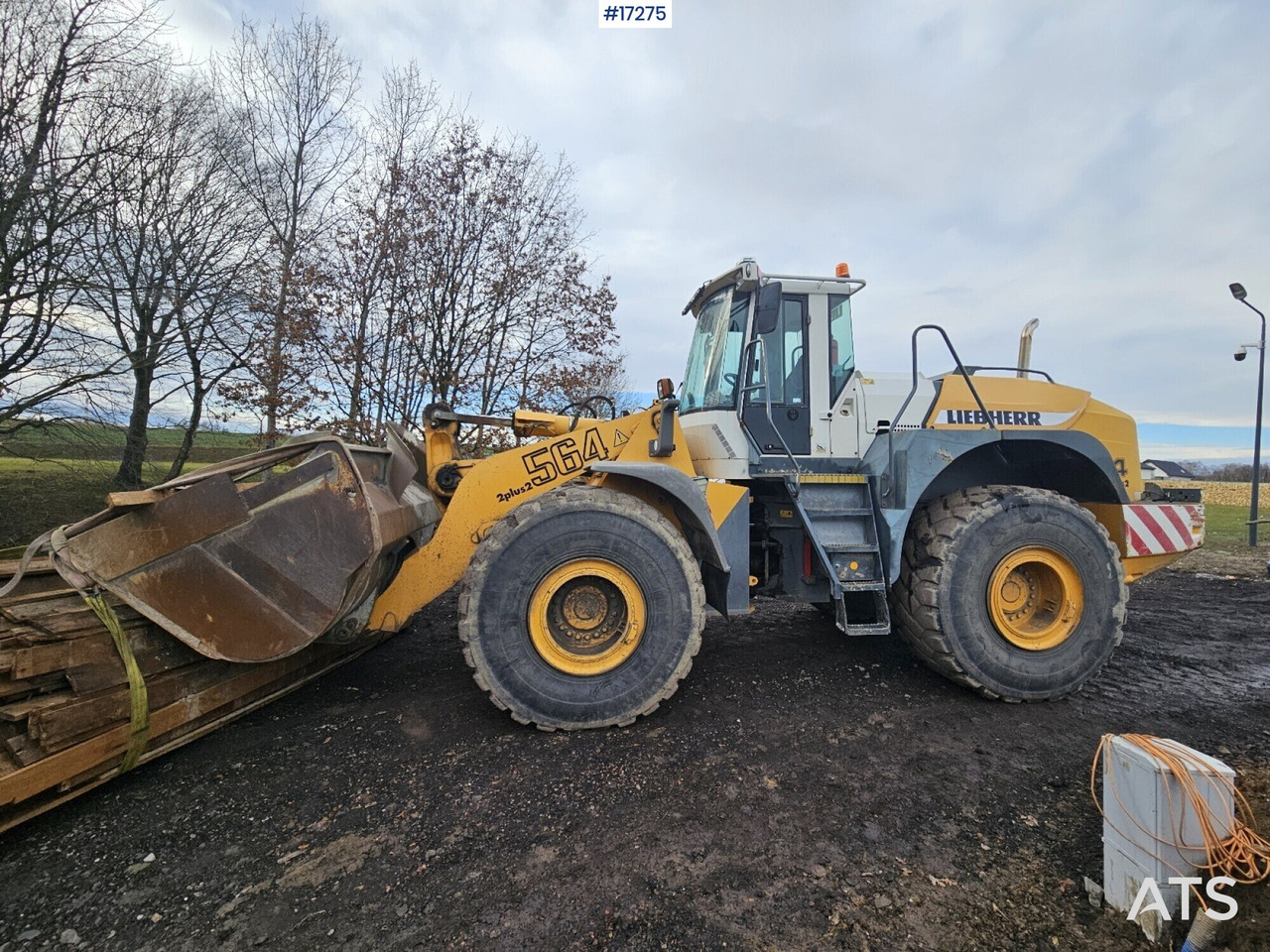 Wheel loader LIEBHERR L564 2plus2 (2004) - Wiellader: afbeelding 1 Wheel loader LIEBHERR L564 2plus2 (2004) - Wiellader: afbeelding 1