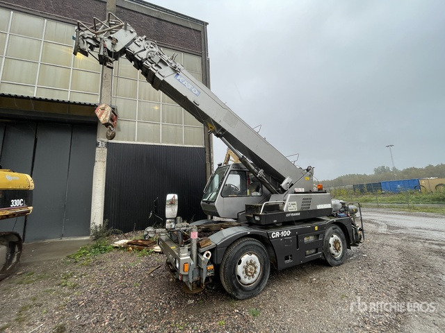 1999 Kato CR100 10 ton City Crane - Mobiele kraan: afbeelding 2 1999 Kato CR100 10 ton City Crane - Mobiele kraan: afbeelding 2