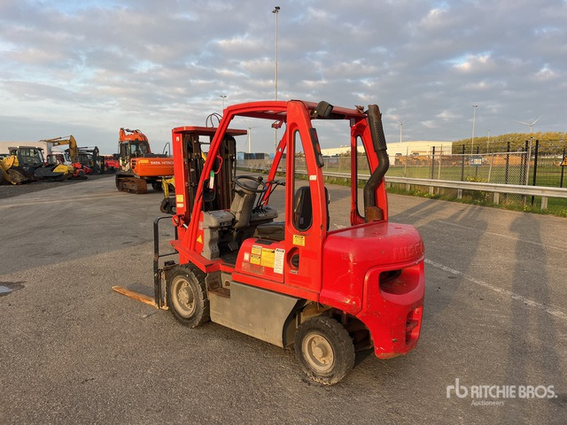 2006 Nissan FD02A25Q Heftruck - Diesel heftruck: afbeelding 4 2006 Nissan FD02A25Q Heftruck - Diesel heftruck: afbeelding 4