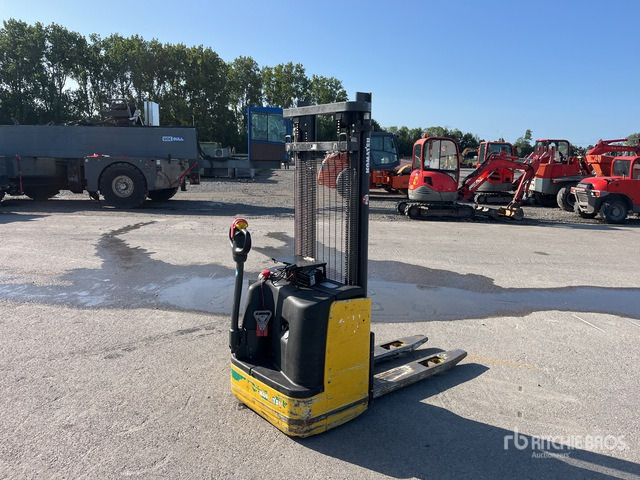 2007 Komatsu MWS10-1R Electric Pallet Jack - Palletwagen: afbeelding 4 2007 Komatsu MWS10-1R Electric Pallet Jack - Palletwagen: afbeelding 4