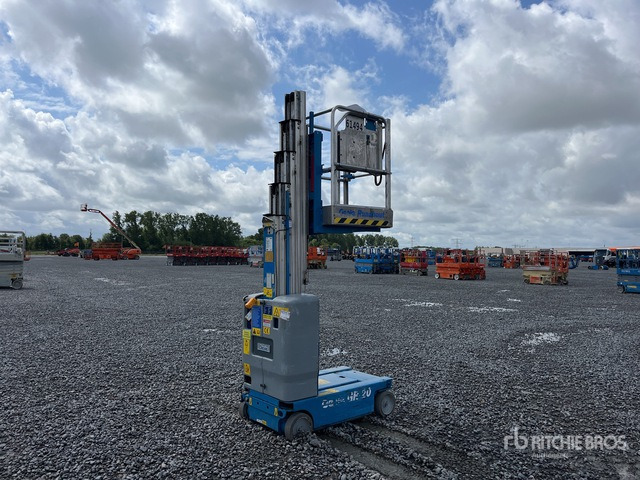 2008 Genie GR-20 Vertical Mast Lift - Verticale masthoogwerker: afbeelding 2 2008 Genie GR-20 Vertical Mast Lift - Verticale masthoogwerker: afbeelding 2