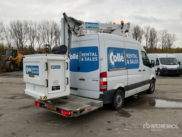 2013 Mercedes-Benz 2013 Danilift P130V Straight Bo ... Boom Truck - Vrachtwagen hoogwerker: afbeelding 3 2013 Mercedes-Benz 2013 Danilift P130V Straight Bo ... Boom Truck - Vrachtwagen hoogwerker: afbeelding 3