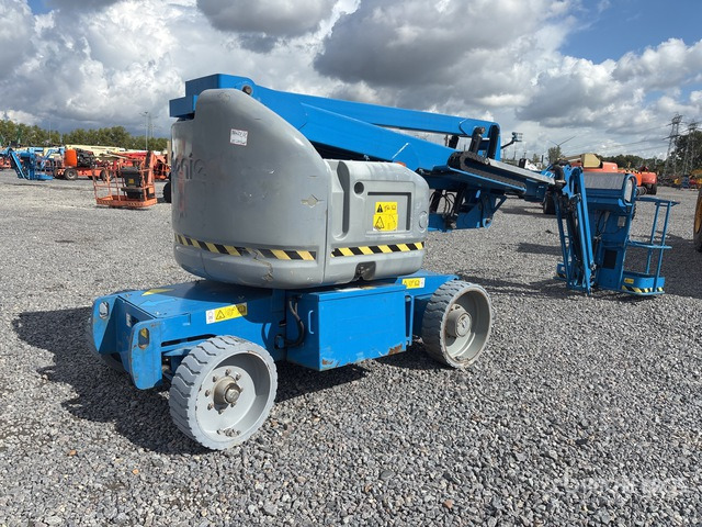 2014 Genie Z40/23NRJ 2WD Electric 2WD Electric Articulating Boom Lift - Knikarmhoogwerker: afbeelding 1 2014 Genie Z40/23NRJ 2WD Electric 2WD Electric Articulating Boom Lift - Knikarmhoogwerker: afbeelding 1