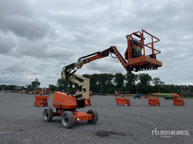 2015 JLG 340AJ 4WD Diesel Articulating Boom Lift - Knikarmhoogwerker: afbeelding 3 2015 JLG 340AJ 4WD Diesel Articulating Boom Lift - Knikarmhoogwerker: afbeelding 3